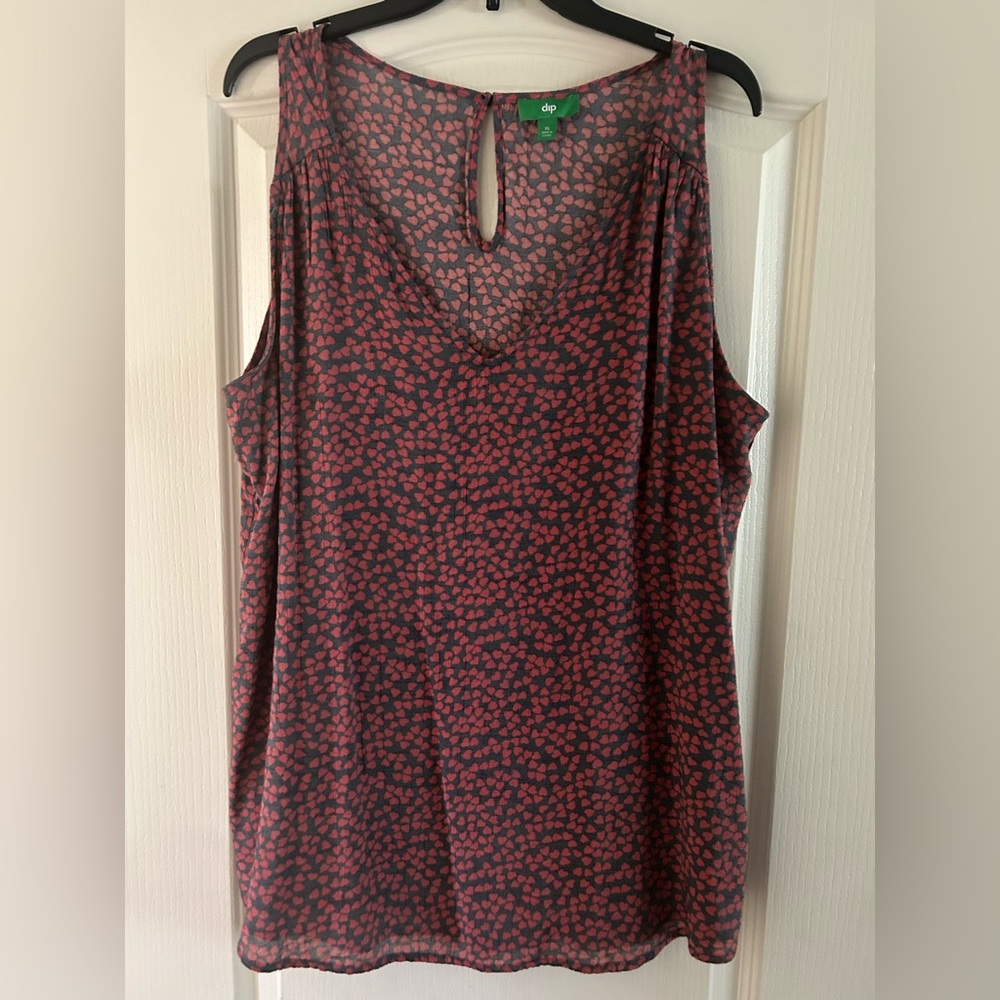 Dip Black and Red Relaxed Sleeveless Tank Top